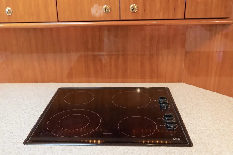 Slide: The Image of Full Size 4-Burner Stove Top - 21