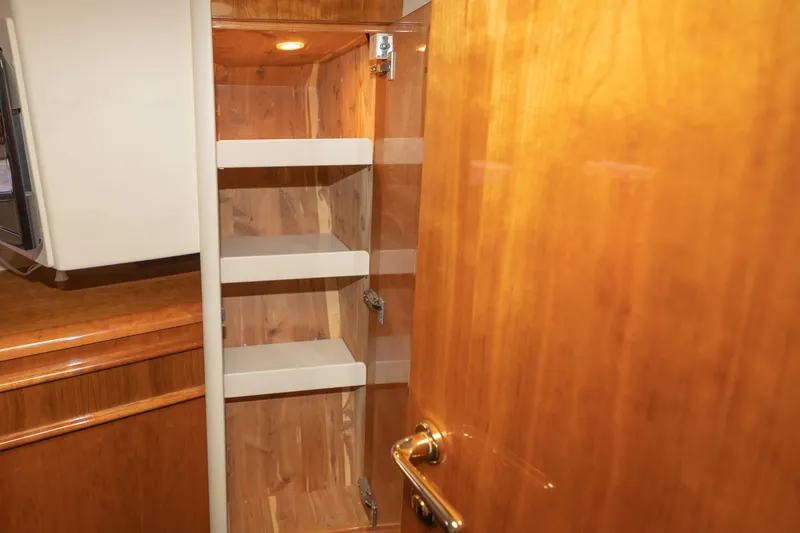 Slide: The Image of Guest Locker with Shelves - 33