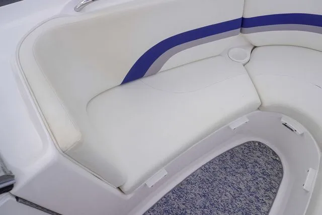 Slide: The Image of Yamaha SX230 2004 - 6