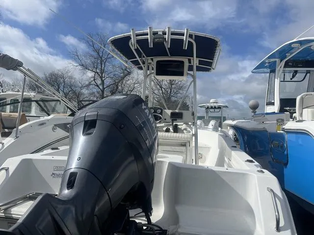 Slide: The Image of Sea Hunt 207 Triton 2009 - 3