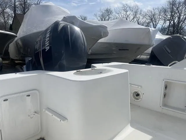 Slide: The Image of Sea Hunt 207 Triton 2009 - 5