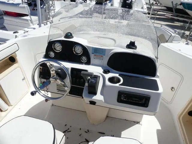 Slide: The Image of Hurricane FunDeck GS 211 OB 2004 - 10