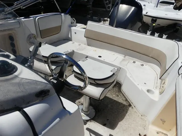 Slide: The Image of Hurricane FunDeck GS 211 OB 2004 - 8