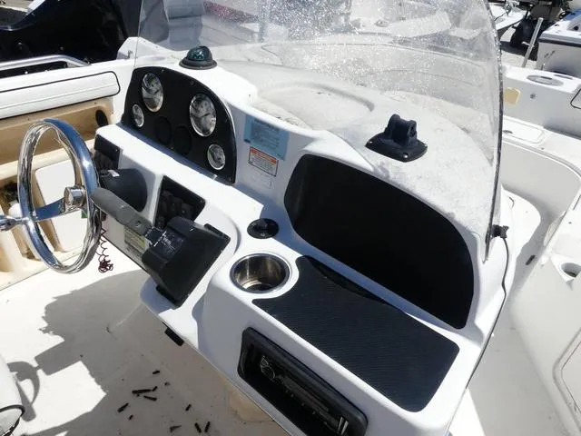 Slide: The Image of Hurricane FunDeck GS 211 OB 2004 - 9