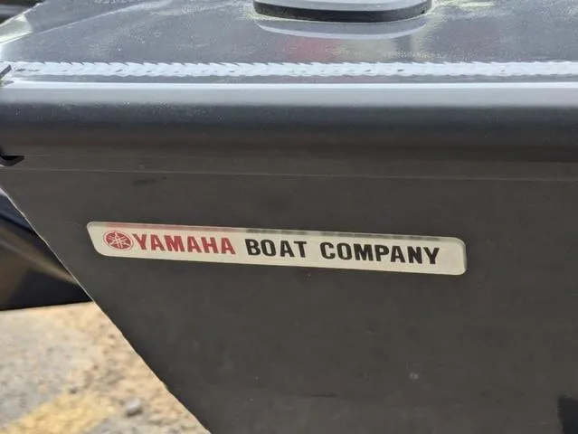 Slide: The Image of Yamaha Boat Company label on 2022 G3 Sportsman 1710. - 12