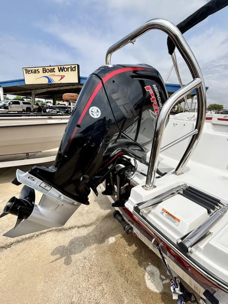 Slide: The Image of 2022 Hurricane SunDeck Sport 185 OB with Mercury Pro XS engine at Texas Boat World. - 10