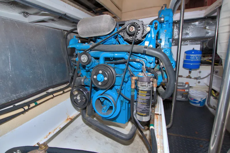 Slide: The Image of Silverton 39 Motor Yacht 2006 - 78