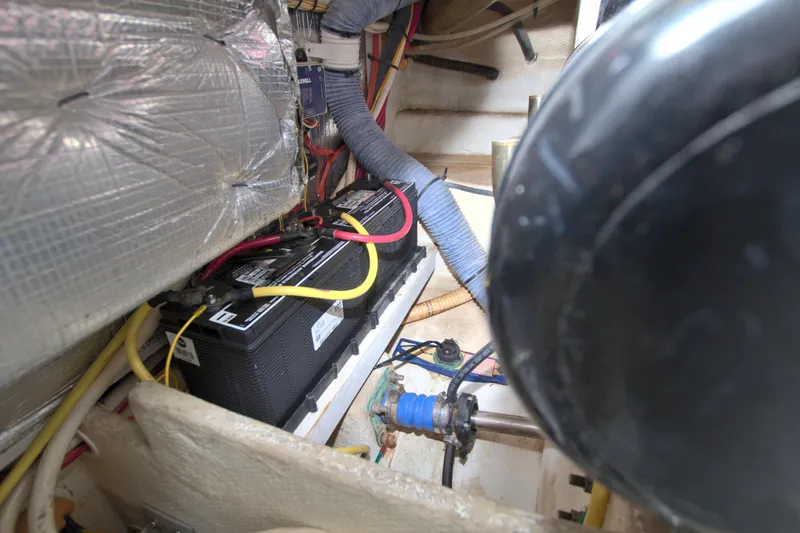 Slide: The Image of Silverton 39 Motor Yacht 2006 - 88