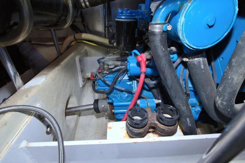 Slide: The Image of Silverton 39 Motor Yacht 2006 - 92