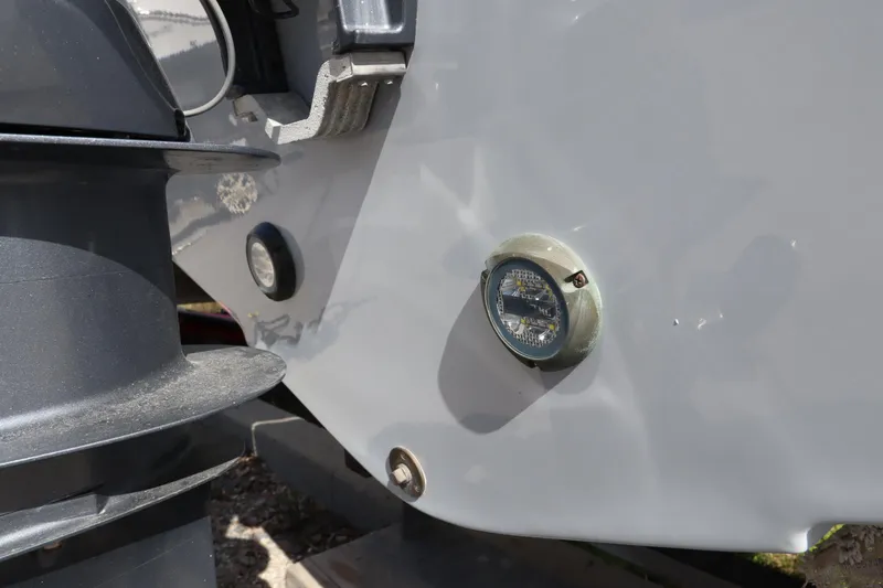 Slide: The Image of Robalo R242 Explorer 2021 - 54