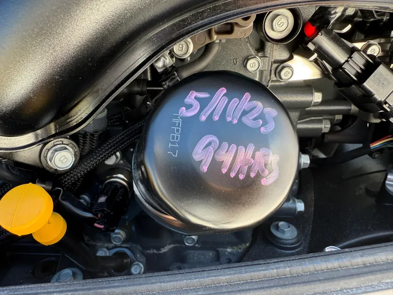 Slide: The Image of Everglades 230 Center Console 2018 - 60