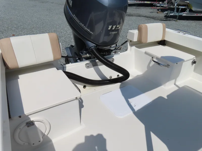 Slide: The Image of 2018 Parker 1801 Center Console boat interior with Yamaha 115 engine. - 27