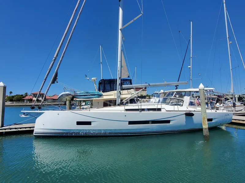 Slide: The Image of Hanse 460 2023 - 55