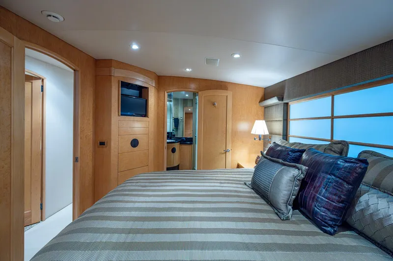 Slide: The Image of Luxurious bedroom interior in 2001 American Custom Enclosed Flybridge yacht. - 50