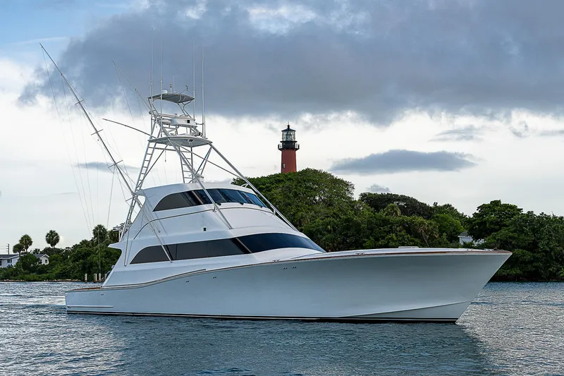 Slide: The Image of Amer Custom Enclosed Flybridge 2001 - 90