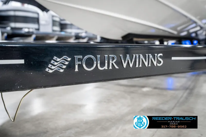 Slide: The Image of Four Winns H260 2021 - 61