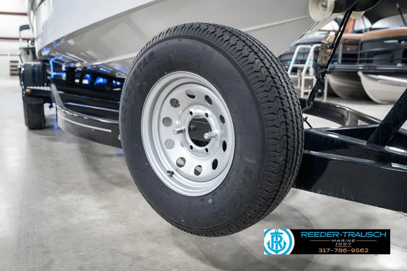 Slide: The Image of Four Winns H260 2021 - 62