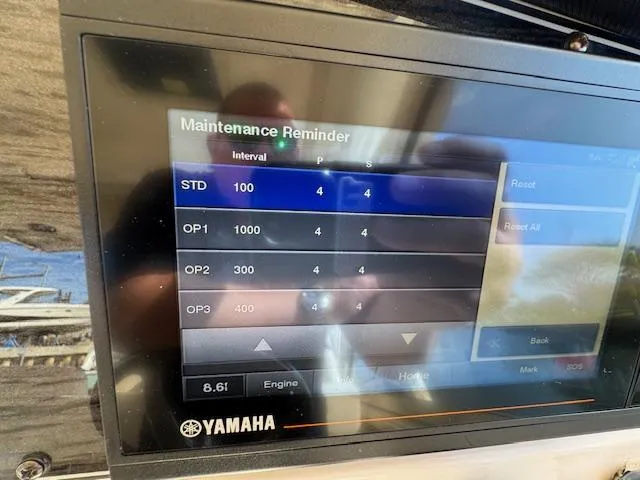 Slide: The Image of Yamaha maintenance reminder screen on a 2021 Grady-White Freedom 335 boat. - 33