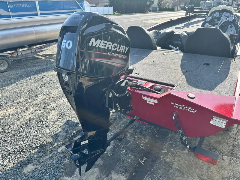 Slide: The Image of 2019 Tracker TXW175 Tournament Edition boat with Mercury 50 horsepower outboard motor. - 7