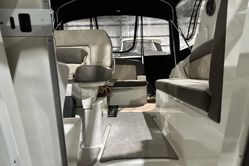 Slide: The Image of Sea Ray 260 Sundancer 2014 - 10