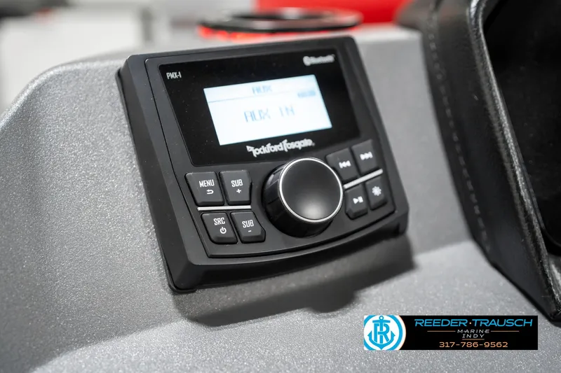 Slide: The Image of Digital control panel on 2025 Bennington 21 SSB boat dashboard. - 36