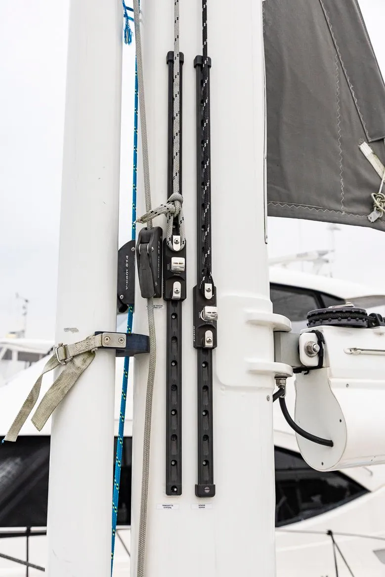 Slide: The Image of Amel 55 2018 - 59