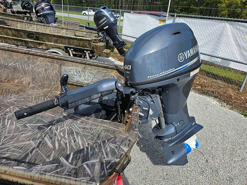 Slide: The Image of 2025 G3 Gator Tough 16 DK boat with Yamaha 40 horsepower outboard motor. - 15