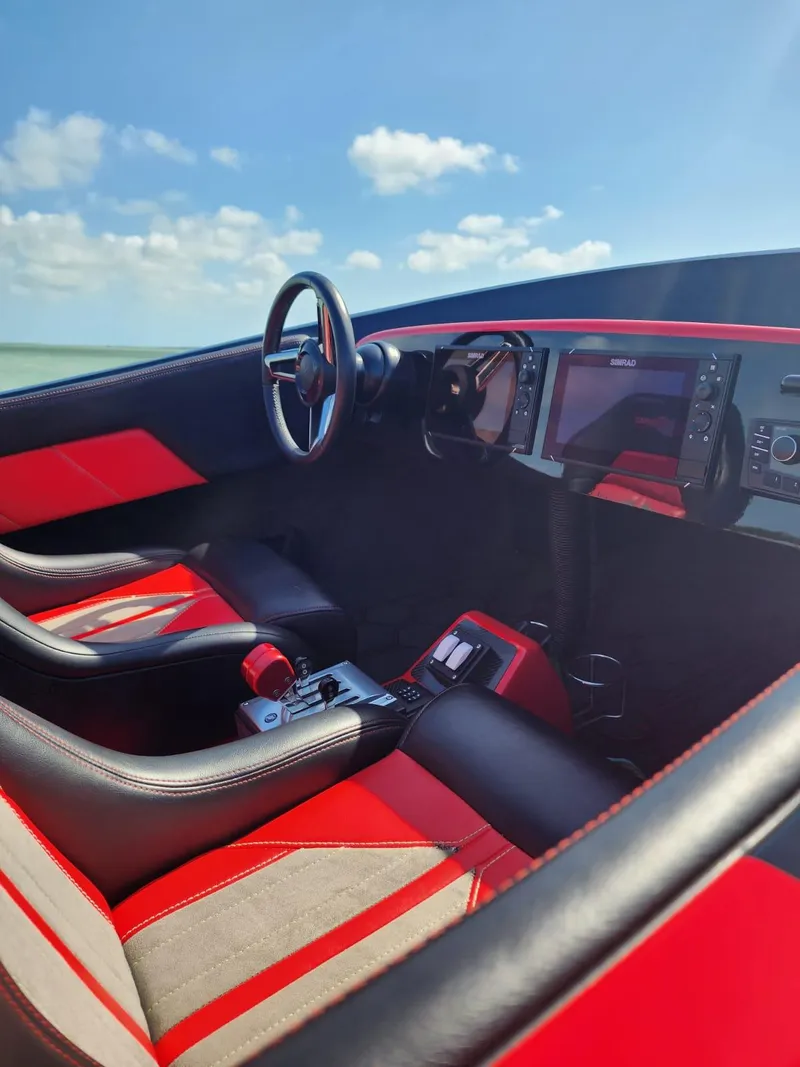 Slide: The Image of Phantom 30 Sport Deck 2022 - 2