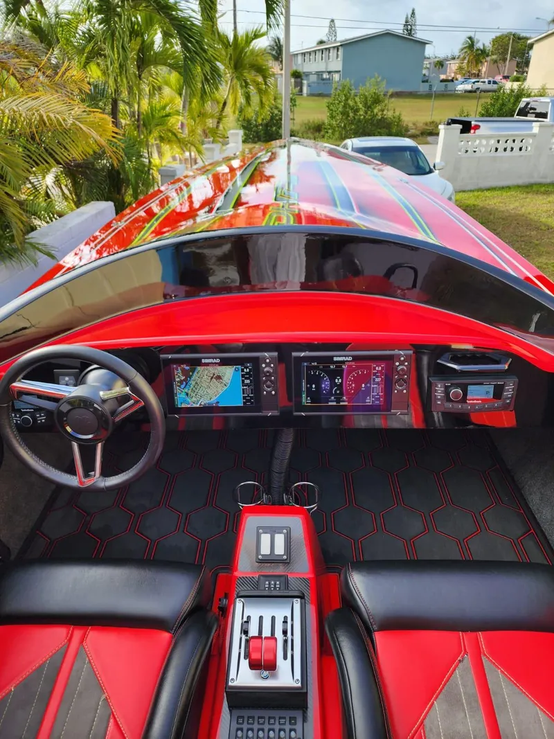 Slide: The Image of Phantom 30 Sport Deck 2022 - 4