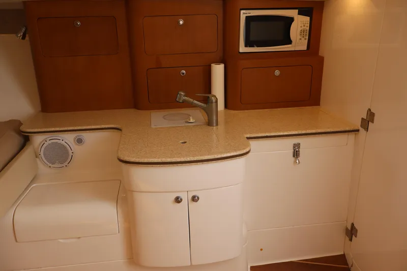 Slide: The Image of Intrepid 377 Walkaround 2006 - 12