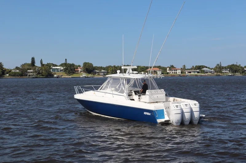 Slide: The Image of Intrepid 377 Walkaround 2006 - 26