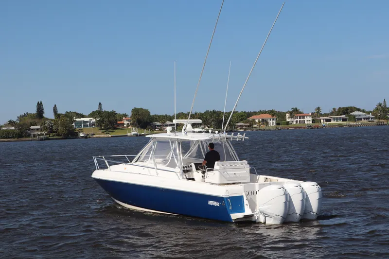 Slide: The Image of Intrepid 377 Walkaround 2006 - 28