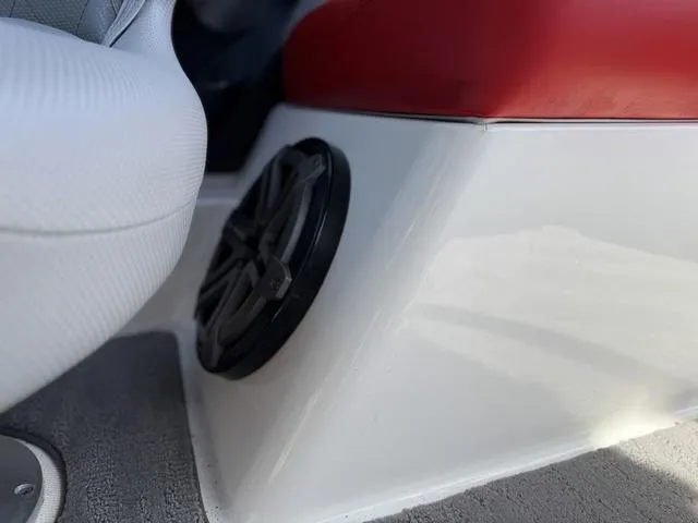 Slide: The Image of MasterCraft X30 2015 - 17