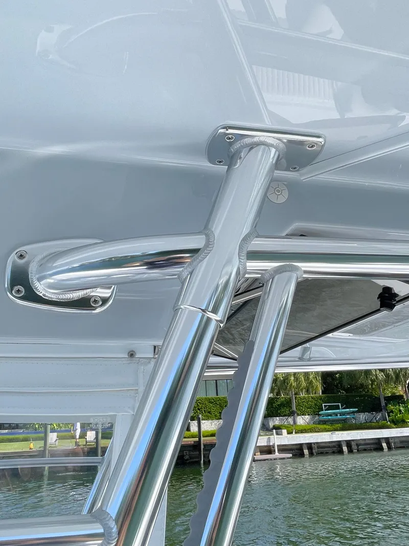 Slide: The Image of Bahama 35 Open 2023 - 20