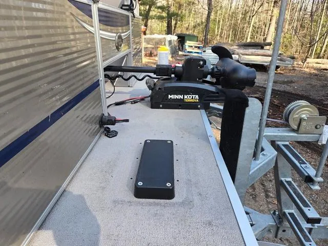 Slide: The Image of Angler 822 Troll 2017 - 7