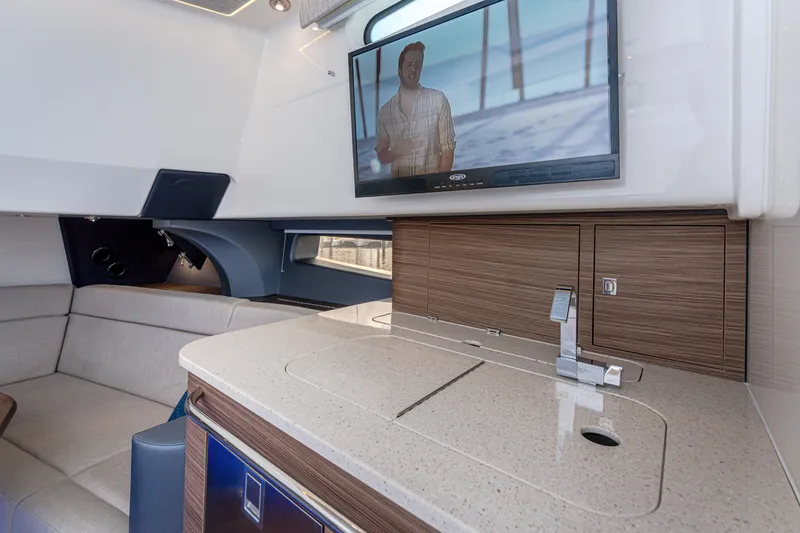 Slide: The Image of Boston Whaler 420 Outrage 2019 - 54