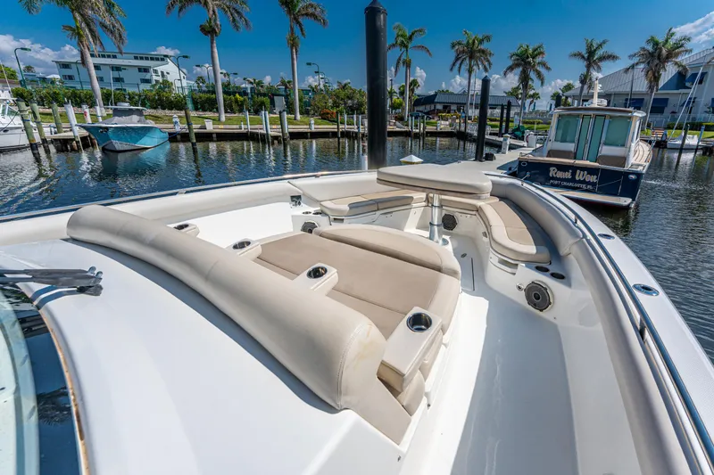 Slide: The Image of Boston Whaler 420 Outrage 2019 - 99