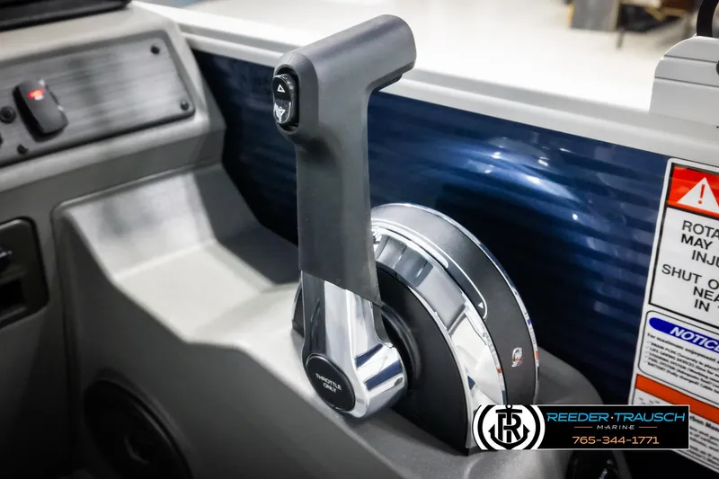 Slide: The Image of Throttle control of 2025 Bennington 20 SLSE boat, featuring sleek design and modern controls. - 35