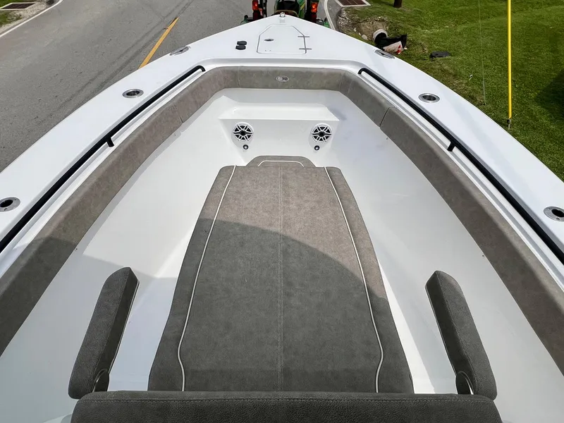Slide: The Image of 2025 Sea Hunt Gamefish 27 with Coffin Box, featuring spacious seating and modern design. - 14