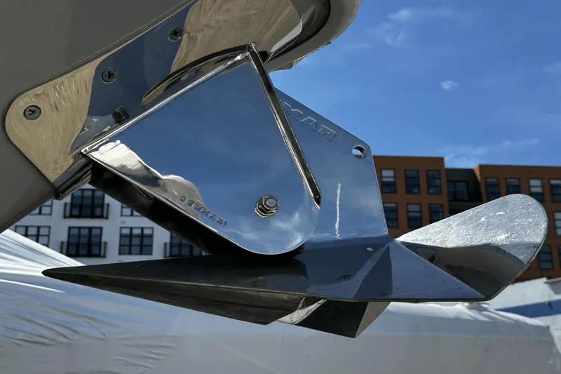 Slide: The Image of Boston Whaler 380 Realm 2021 - 42
