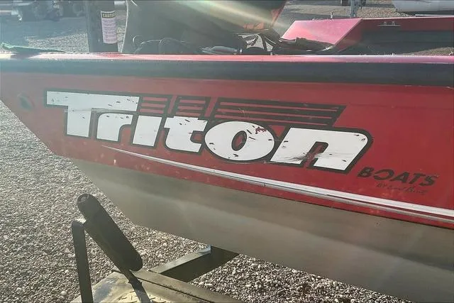 Slide: The Image of Triton TS17 2010 - 21