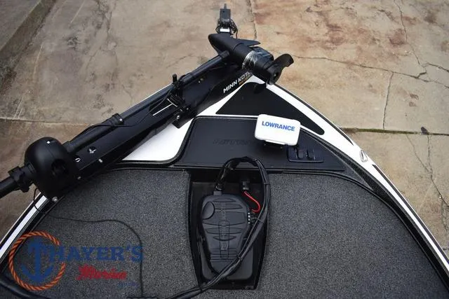 Slide: The Image of Nitro Z17 2020 boat deck with Minn Kota trolling motor and Lowrance device. - 14