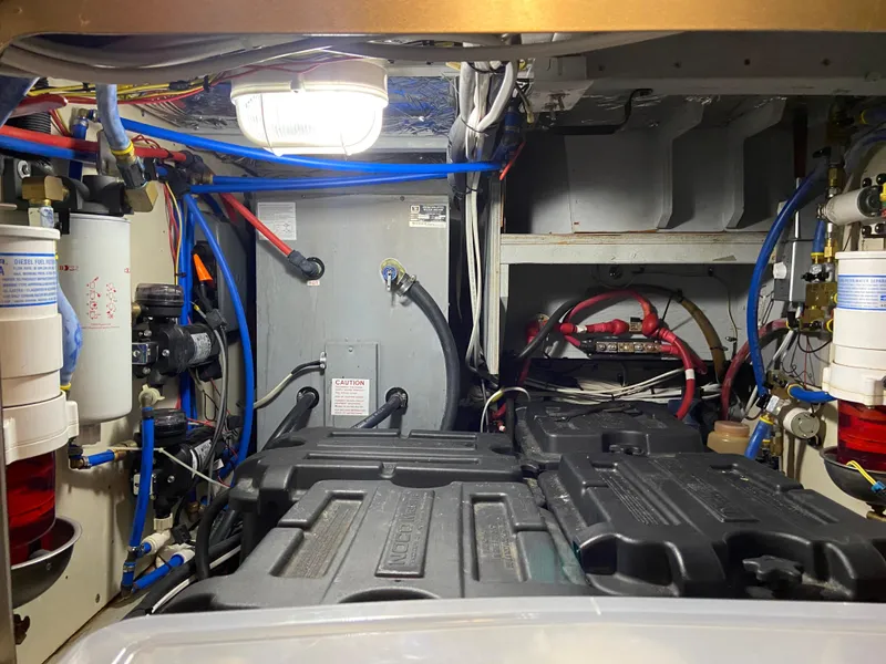 Slide: The Image of Meridian 490 Pilothouse 2008 - 52