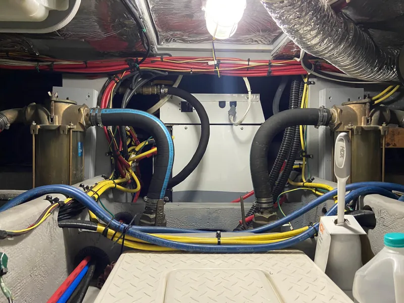 Slide: The Image of Meridian 490 Pilothouse 2008 - 56