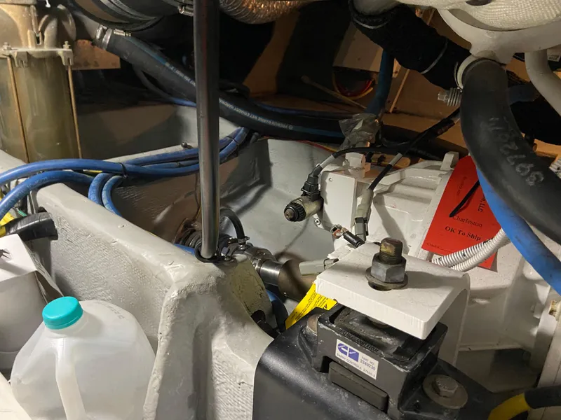 Slide: The Image of Meridian 490 Pilothouse 2008 - 57