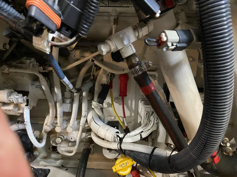 Slide: The Image of Meridian 490 Pilothouse 2008 - 58