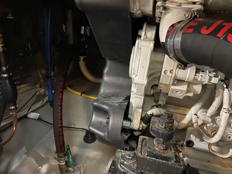 Slide: The Image of Meridian 490 Pilothouse 2008 - 64