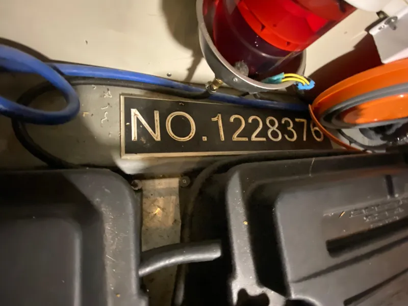 Slide: The Image of Meridian 490 Pilothouse 2008 - 65