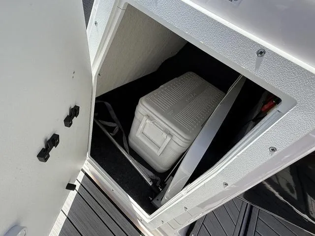 Slide: The Image of Yamaha 195S 2023 - 17