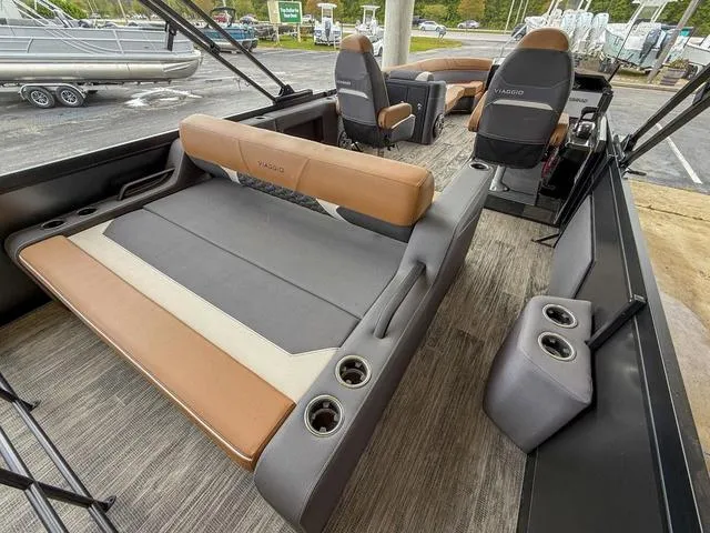 Slide: The Image of Viaggio D24S CC 2025 - 17